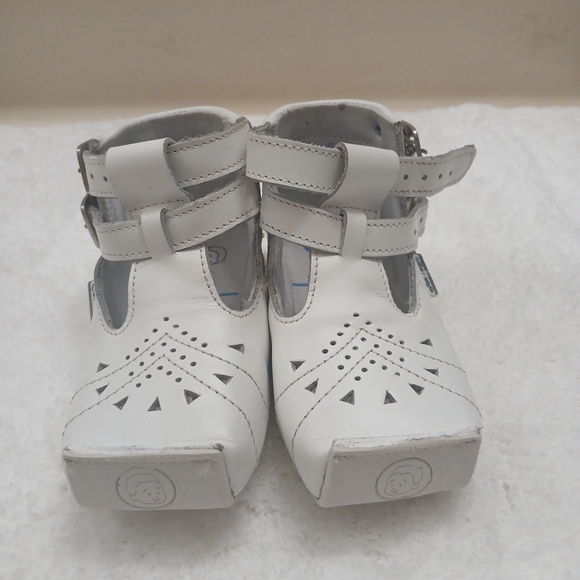 pingo Other - Elegant White Kids Dress Shoes
